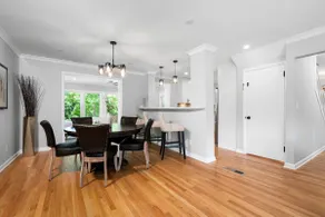 Renovated Home in Upscale Neighborhood near U of M - Image 4