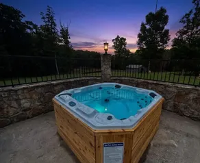 The Lodge at Cloudland with a private pool - Image 3