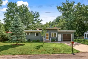 Mid-Century Flair — 4BR house in Menomonie - Image 4