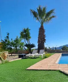 Views, pool and relaxation. Your ideal getaway! - Image 5
