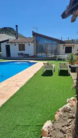 Views, pool and relaxation. Your ideal getaway! - Image 2