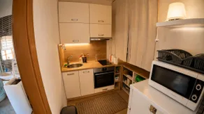 The Attic Apartment + Building Gym - Image 3