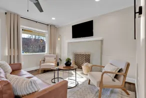 The Scandic - Modern Group StayFully Fenced Yard - Image 2