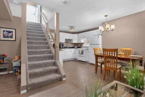 High River Charm. Walk to Downtown & Hospital - Image 4