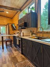 Cozy Forest Retreat at Cedar Shade Campground - Image 5