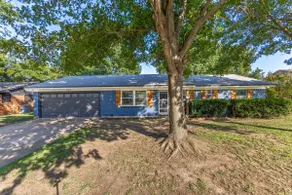 Sleeps 12 · Pool Table & Game Room · Old Town - Image 5