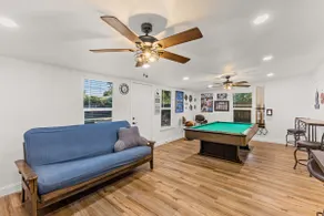 Sleeps 12 · Pool Table & Game Room · Old Town - Image 2