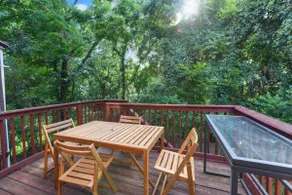 Family Retreat W/Hot tub|GameRoom |Large Backyard - Image 2