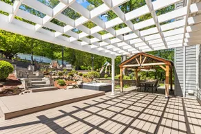 Massive 10BR Estate w/Pool, Hot Tub & Pizza Oven - Image 4