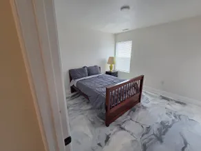 Brand New - three bedroom apartment - Image 5
