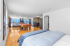 private suite - entire waterfront loft - Image 4