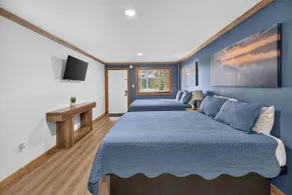 Starboard State Rooms at Little River Marina - Image 5