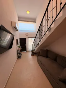 Modern Loft 5 mins from Historic Downtown - Image 3