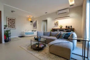 Spacious apartment with jacuzzi - Image 2