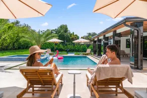 Luxury Villa Near The Falls • Pool_BBQ_Pickleball - Image 5