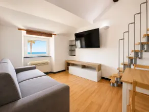 Oceanfront Loft •Beach Right Outside Your Door•A/C - Image 2