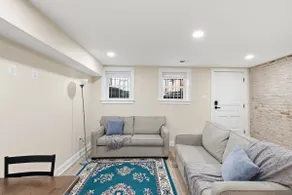 Downtown Guest Suite NW DC/free Street Parking - Image 3