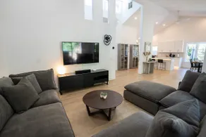 Noir House | Private Wine Country Retreat + HotTub - Image 3