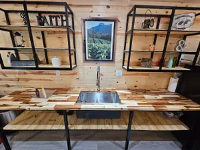 The North Carolina Cabin - Image 2