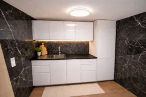 2 Br Modern Central Loft in Historic Chalet 1673 - Image 4