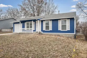 Blair's O'Fallon Blue Bliss 3 Bed 1 Bath Game Room - Image 3