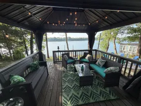 Private Beach • Lakefront • Kayaks• Sunsets - Image 4
