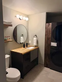 Modern and cozy Basement suite - Image 4