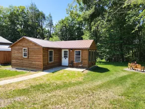 Tackett's Farm View Cabin, Near State Park & Lake - Image 5