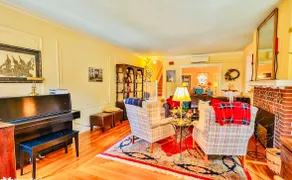 The Elegant Abode - Image 4