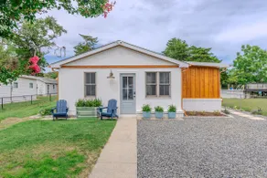 Designer Cottage Near Cape May | Walk to Bay - Image 2