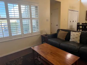 Cloudview charming 2 bedrooms townhouse. - Image 4