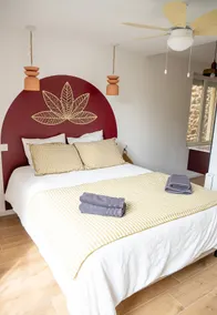 Sépia • 1-bedroom apartment with private courtyard - Image 3