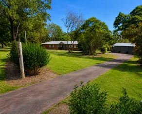 Tolga Acreage Retreat | Pool & Fireplace - Image 5