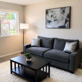 Modern & Stylish Tempe 1BR | Resort Amenities - Image 4
