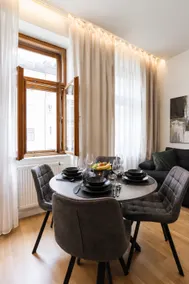 Modern Design Studio Prague City Center - Image 3