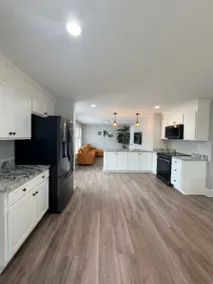 Farmington Getaway - 2BR w/ Private Deck - Image 3