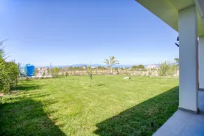 A peaceful oasis just 450 meters from the sea - Image 4