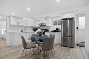 Luxury 2BR Basement near Wonderland Vaughan, Wi-Fi - Image 3