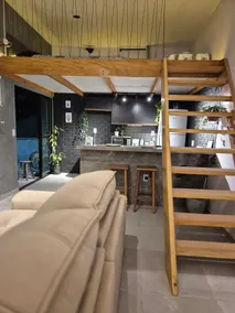 Loft With Air Conditioning - Image 2