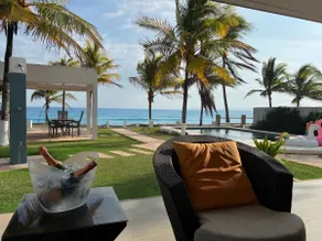 The Sunset | Beachfront Villa - Image 4