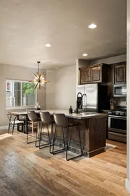 Spacious Utah Valley Home · BYU/UVU · Sleeps 9 - Image 3