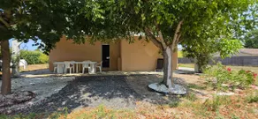 3-bedroom house • Large garden • Beaches 10 minutes away - Image 3