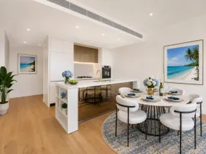 Luxury Darling Harbour View Apartment on level 30 - Image 5