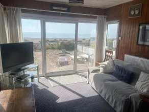 ‘Tombreck’ cosy private beach front bungalow 3 bed - Image 3