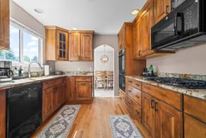 Spacious Garden House Near Red Rocks - Image 3
