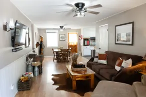 The Texan Bunkhouse - Walk to TSU - Sleeps 6 - Image 2