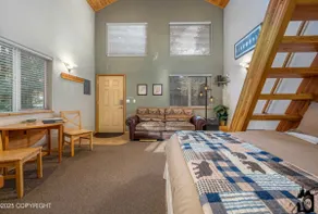 Borealis Cabin - Private Cabin W/Loft - Image 3