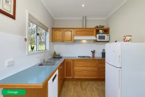 Warragul-Lardner Cottage - Image 3