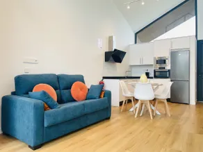 Mencia E Apartments - Image 3