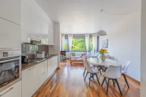 LakeFrontView • 10meters from Lake • PrivateGarage - Image 2